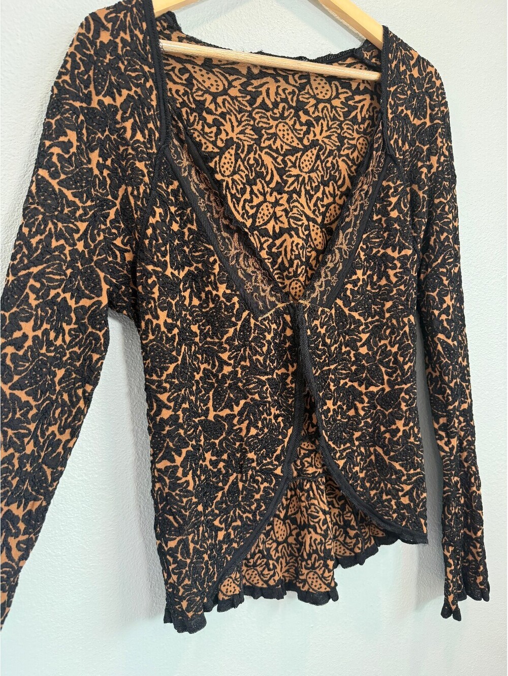 Nic + Zoe Black & Brown Patterned Mesh Top - Women's Large - Picture 5 of 8
